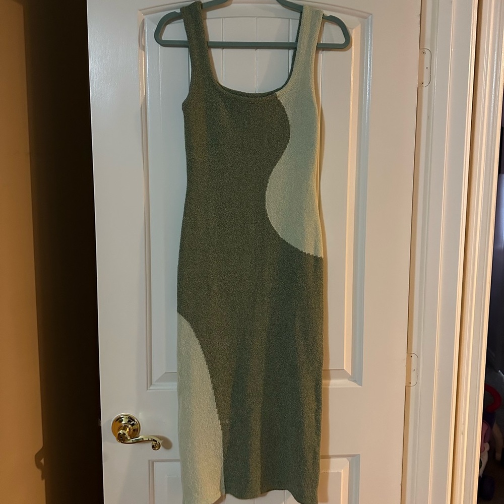 Emery Park Knit Midi Dress size M
